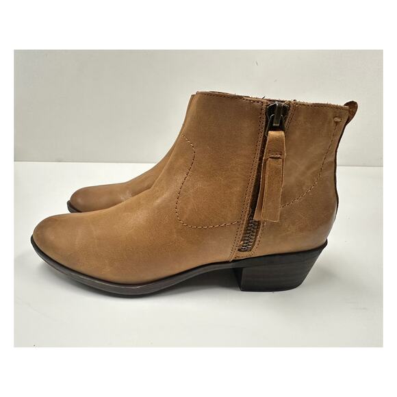 Lucky Brand Blandre Women 6 Shoes Brown Leather Pull Up Ankle Bootie Casual Zip - Picture 3 of 12